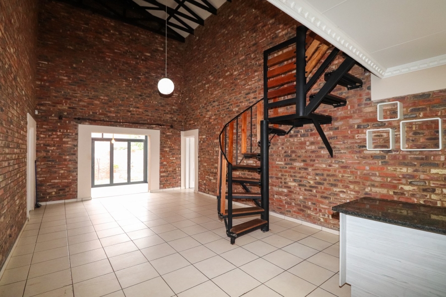 To Let 3 Bedroom Property for Rent in Flamwood North West